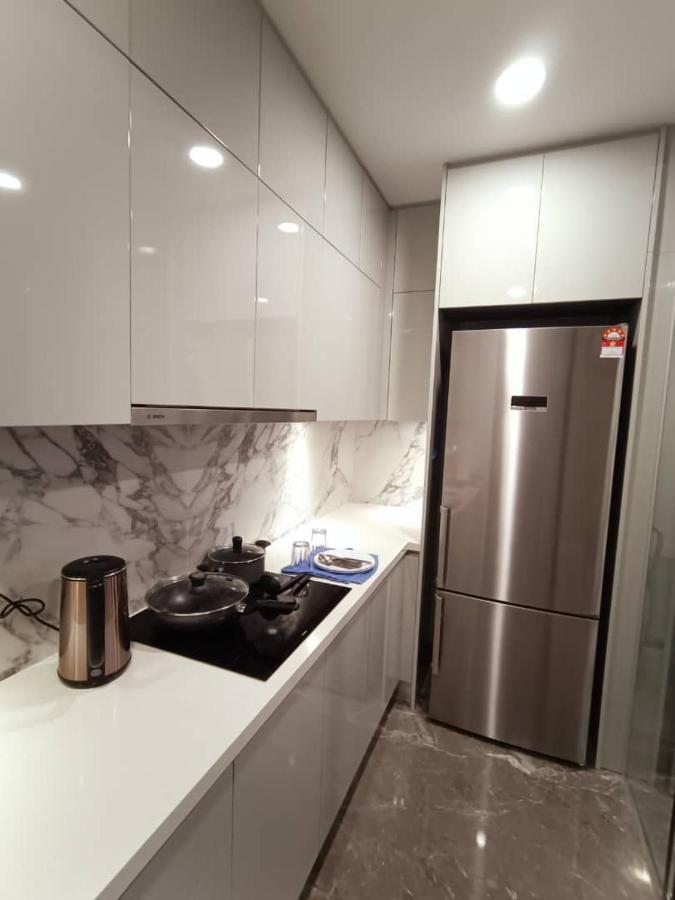 Platinum Suite 2 New Kl Cbd New Luxury Condo With Best Infinity View To Klcc Twin Towers Pool Kuala Lumpur Buitenkant foto